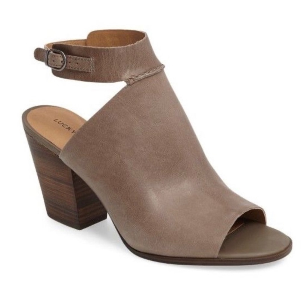 Lucky Brand Obrasi Ankle Strap Sandal in Brindle Leather Sz 6.5